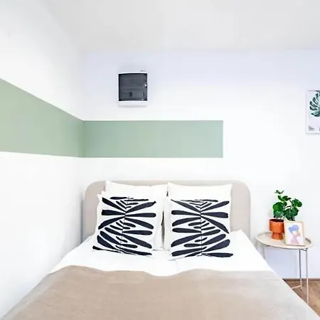 Cityscape Budget Szoevetseg 1 Apartment Budapest